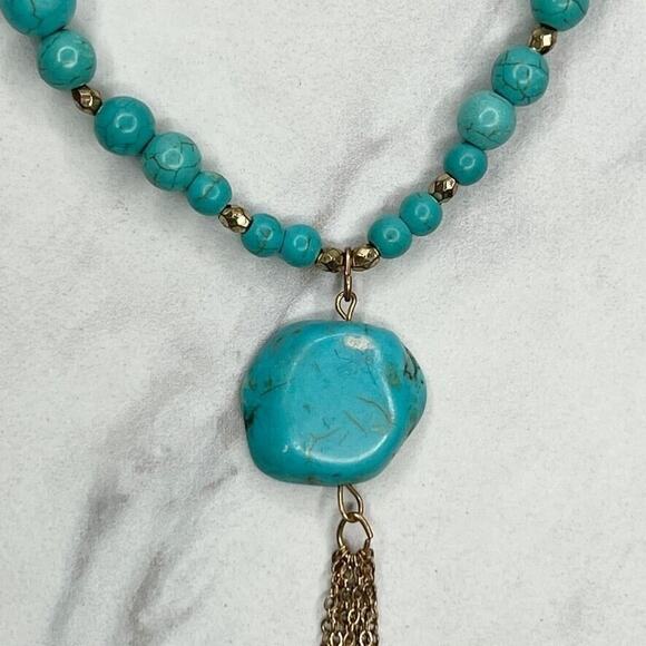 Faux Turquoise Beaded Slab Tassel Pendant Gold Tone Necklace - Picture 2 of 11